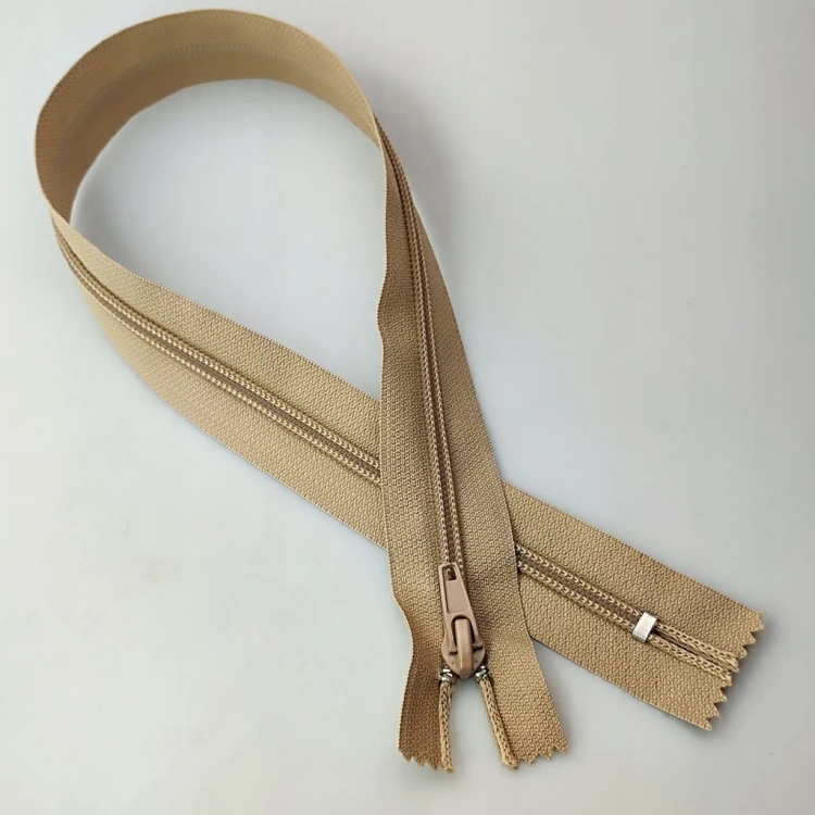 Zamek nierozdzielczy spiralny # 7 żyłkowy do butów plecaka torby 50 cm beż