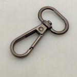 Karabińczyk metalowy do paska 20 / 45 mm czarny nikiel (70)