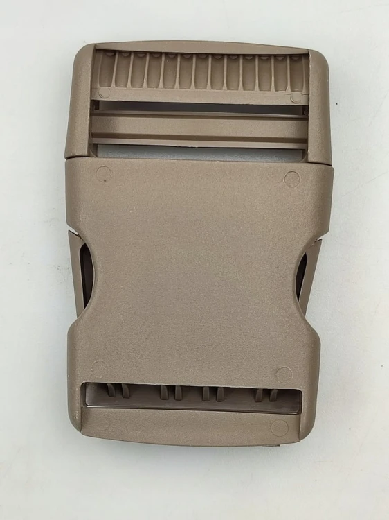 Klamra zatrzaskowa plastikowa 40 mm do paska 1 sztuka beżowy