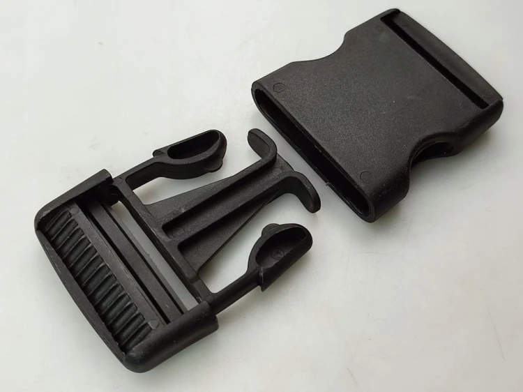 Klamra zatrzaskowa plastikowa 40 mm do paska 1 sztuka