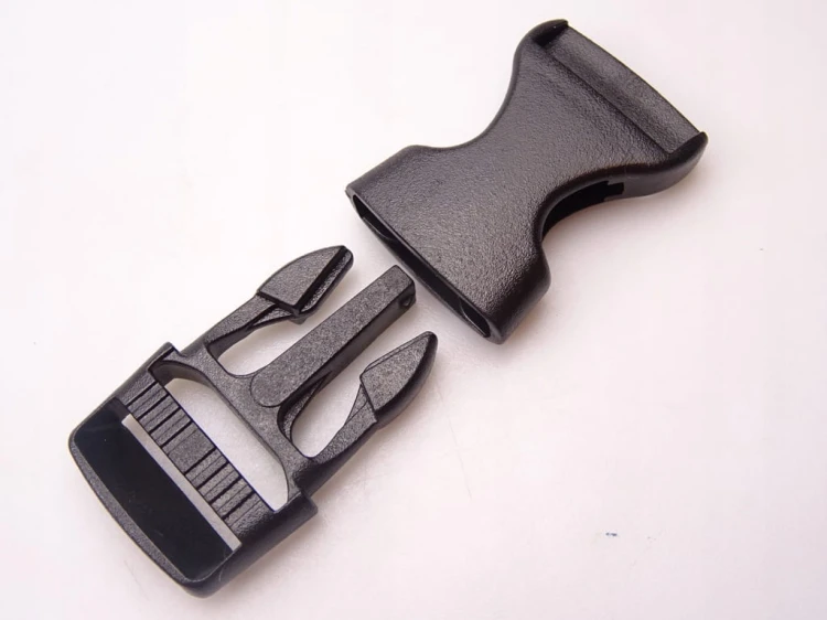 Klamra zatrzaskowa plastikowa 15 mm do paska 10 sztuk