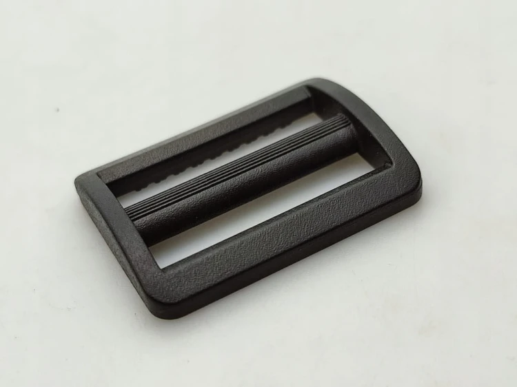 Ramka regulator plastikowy do torby plecaka 30 mm 10 sztuk czarny (2)