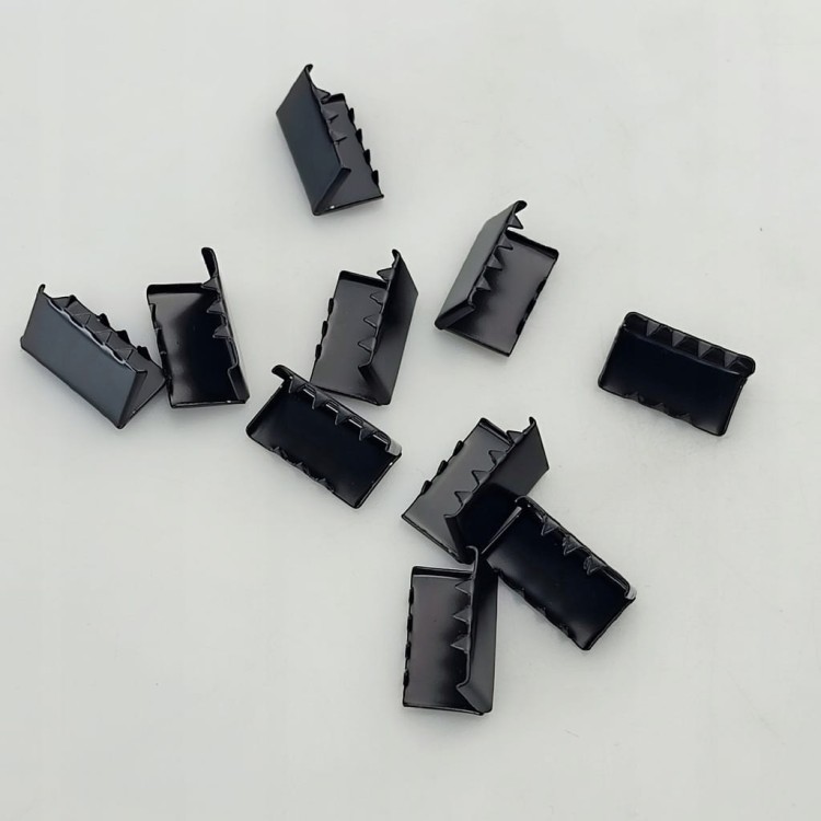 Końcówka zakończenie metalowe do paska taśmy 15 mm czarny mat 10 sztuk