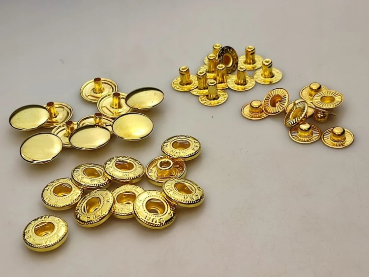 Napy zatrzaski Alfa kaletnicze 15 mm / 10 sztuk żółty - złoty