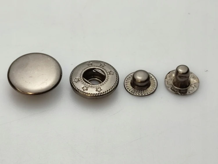 Napy zatrzaski metalowe alfa 15 mm 10 sztuk czarny nikiel
