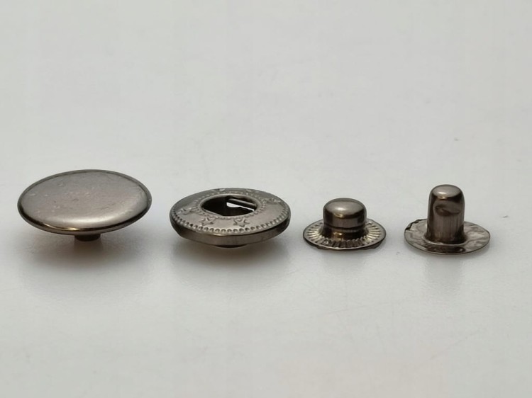 Napy zatrzaski metalowe alfa 15 mm 50 sztuk czarne