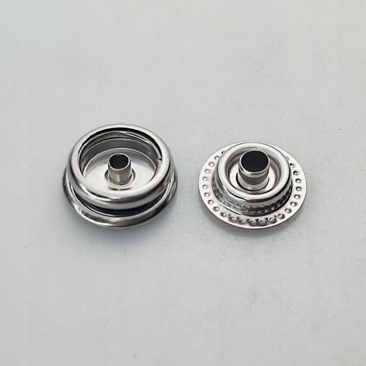 Napy zatrzaski standard metalowe kaletnicze 12,5 mm srebrne 50 sztuk
