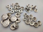 Napy zatrzaski 17 mm 10 sztuk nikiel wzorek