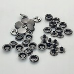 Napy zatrzaski kaletnicze nierdzewne 15 mm czarny nikiel 50 sztuk