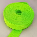 Taśma nośna MOCNA poliestrowa 30 mm / 1,1 mm zielony neon 50 metrów (1001)