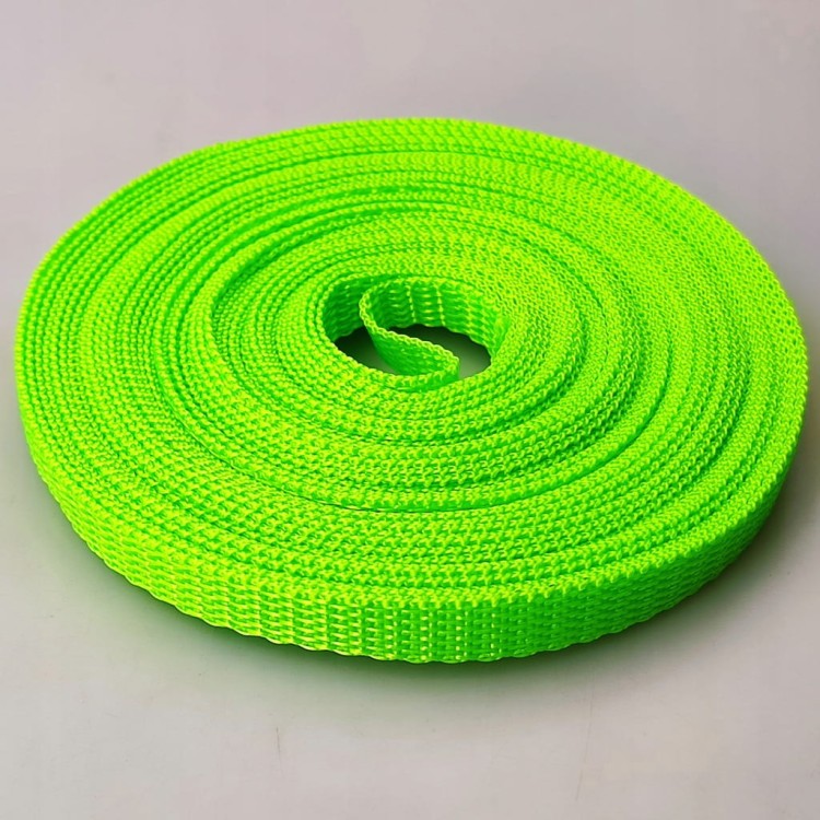 Taśma nośna MOCNA poliestrowa 10 mm / 1,1 mm zielony neon 50 m (1001)