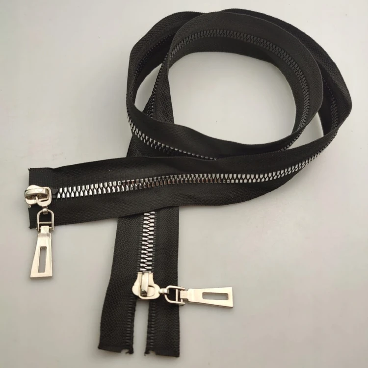 Zamek rozdzielczy kostkowy # 5 dwusuwakowy 85 cm czarno / srebrny