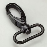 Karabińczyk gruby metalowy 30 32 / 60 mm do paska czarny mat (40)