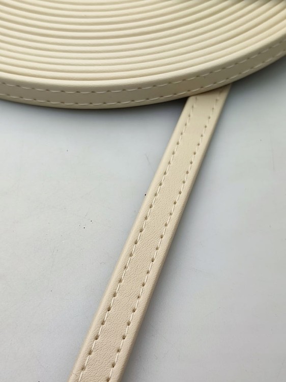 Pasek eko skóra na metry bez okucia do torebki 10 mm / 1 metr beżowy