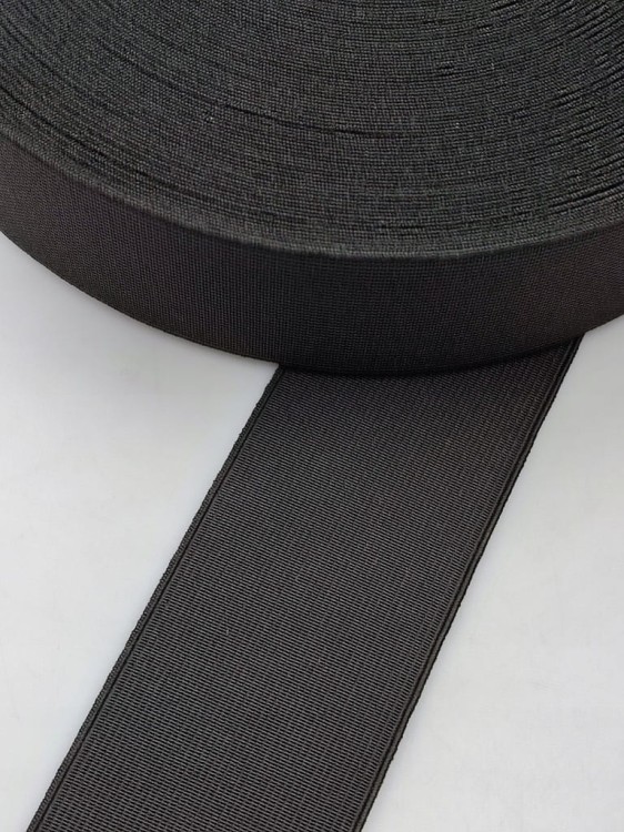 Guma obuwnicza do poszerzania kozaków 7 cm czarny 1 metr