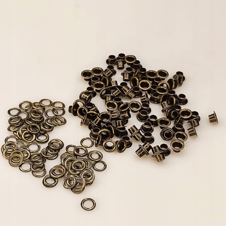 Oczka Polskie metalowe kaletnicze 4 / 7,5 / 4 mm stare złoto 100 sztuk