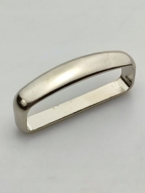 Szlufka metalowa do paska 30 mm / 3 cm srebrna