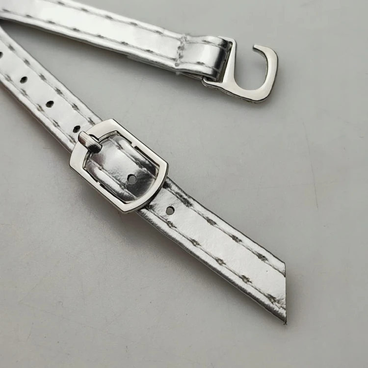 Paseczki eko skóra do butów z klamerką 8 mm srebrne 60 cm