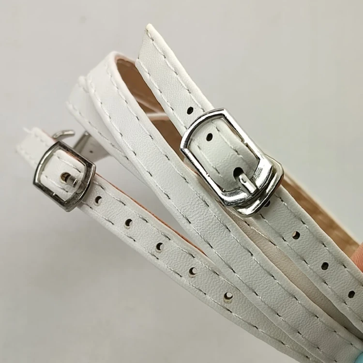 Paseczki eko skóra do butów z klamerką 8 mm białe 60 cm