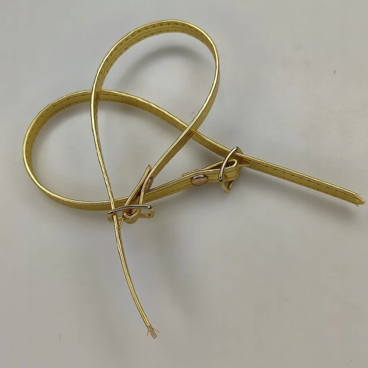 Paseczki eko skóra do butów z klamerką srebrną 8 mm / 30 cm złote