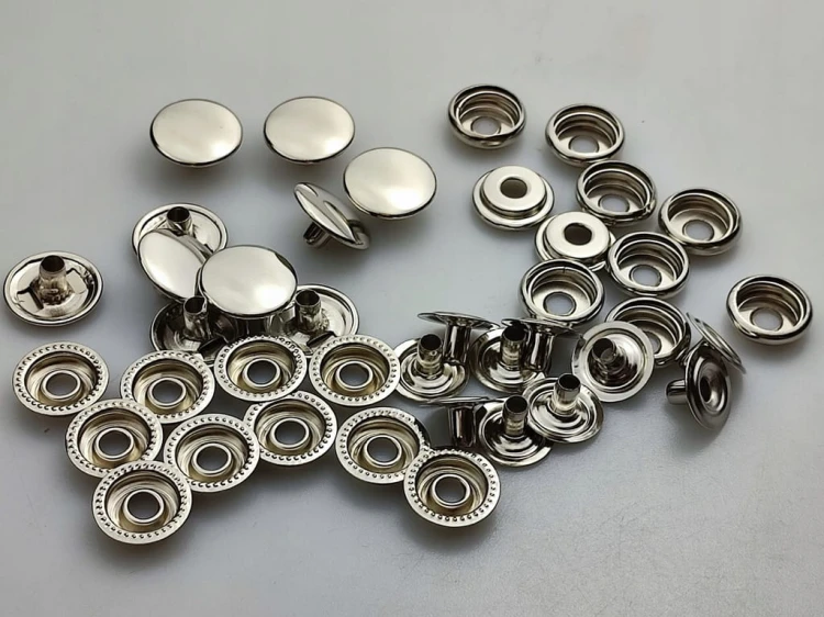 Napy zatrzaski metalowe kaletnicze 15 mm / 1000 sztuk srebrny