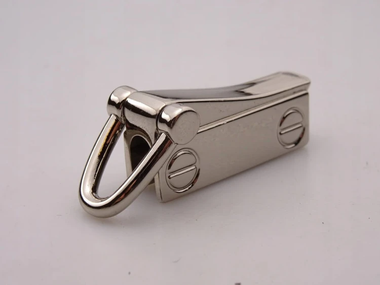 Uchwyt boczny metalowy do torby torebki prawy lewy 29 / 10 mm srebrny 2 szt