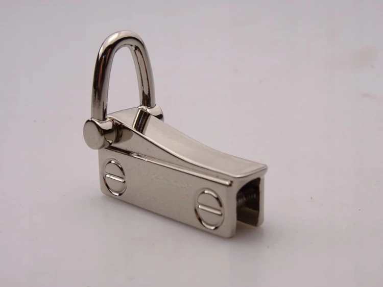 Uchwyt boczny metalowy do torby torebki prawy lewy 29 / 10 mm srebrny 2 szt