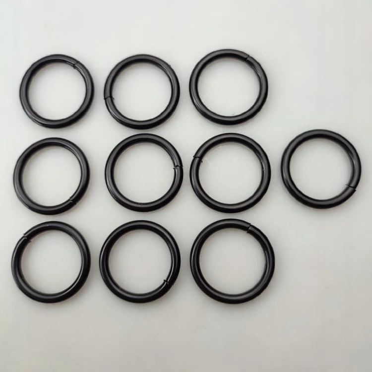 Kółko kaletnicze do paska 20 / 3 mm czarny mat 10 sztuk