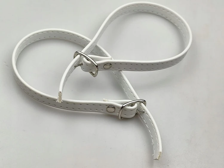 Paseczki szersze eko skóra do butów z klamerką srebrną 10 mm / 30 cm białe