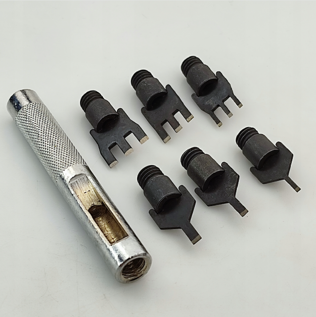 Wybijak wycinak otworów w skórze pod szwy grubość 1,5 mm / 2,3 mm / 3,1 mm